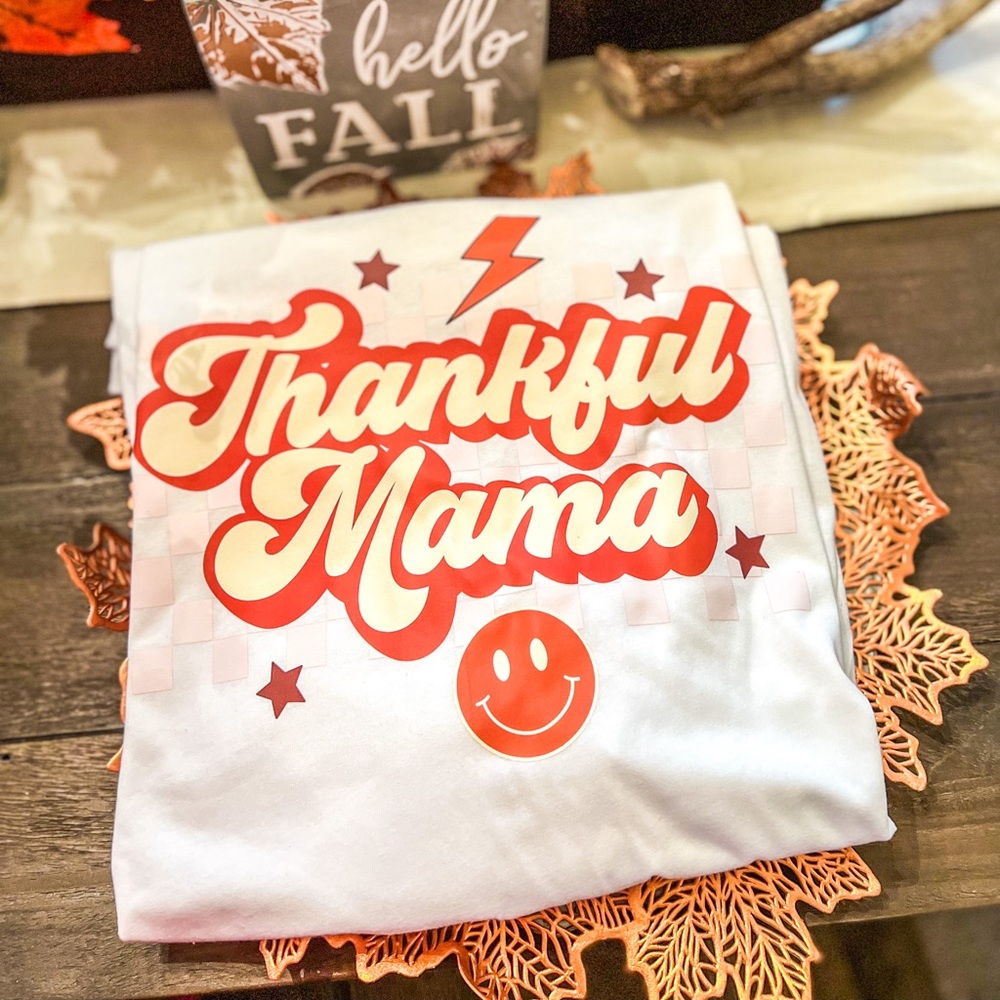 Thankful mama graphic tee